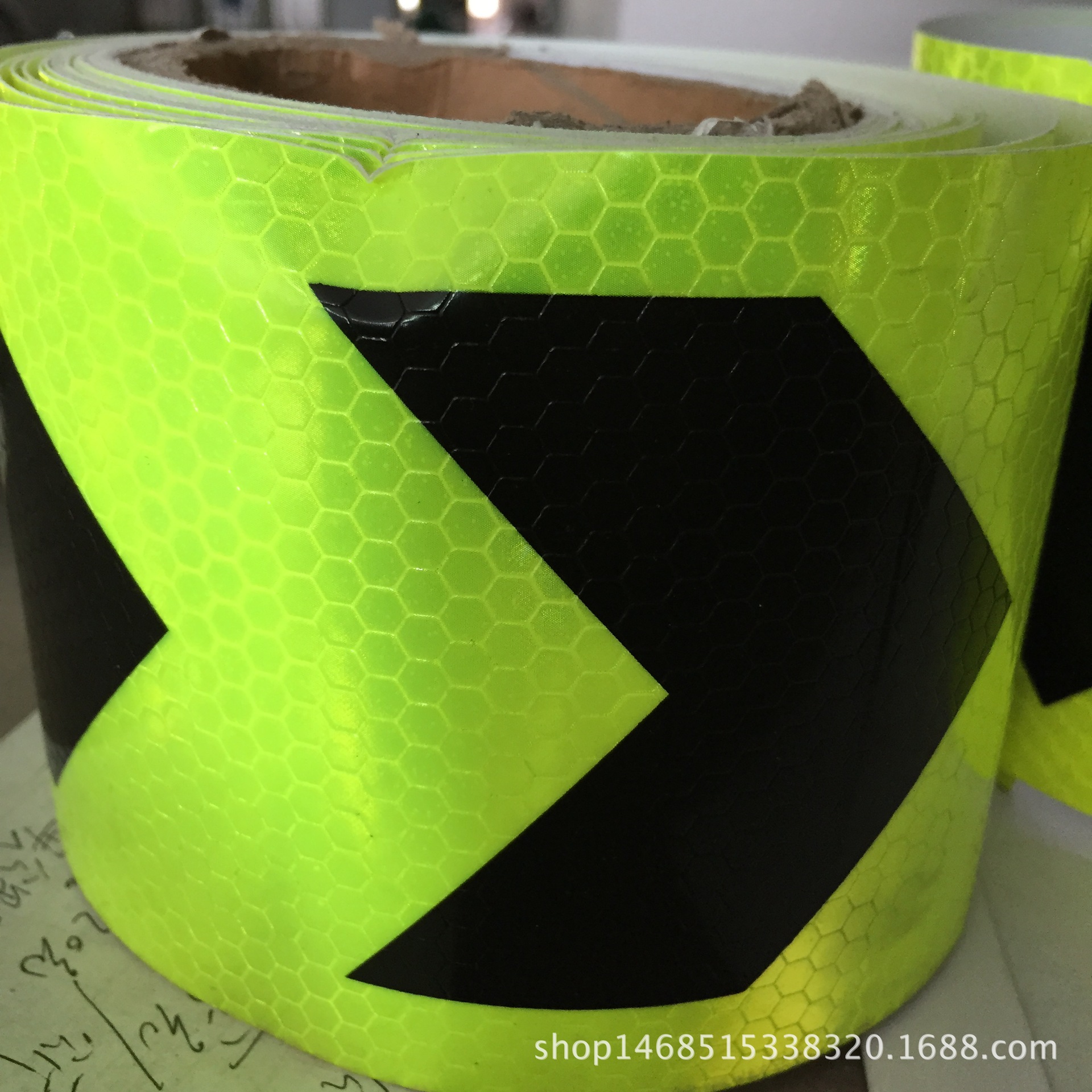 厂家定制高强级反光膜 单色反光胶带 蜂窝状晶格反光贴可印刷