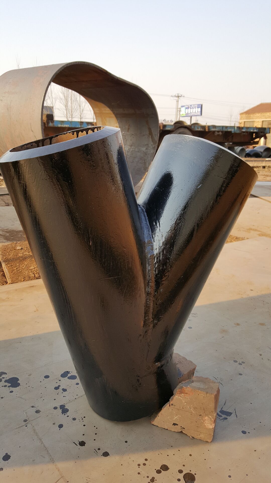 厂家生产销售碳钢45&deg;等径三通