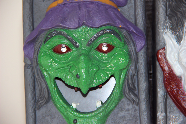 厂家直销歌瑞特玩具万圣节整蛊玩具门铃鬼按控吐舌头鬼节奇物集