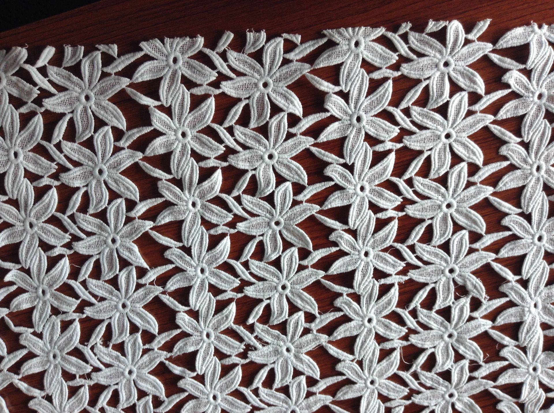 【水溶绣花布】供应 全棉水溶绣花布 厂家批发水溶镂空绣花布