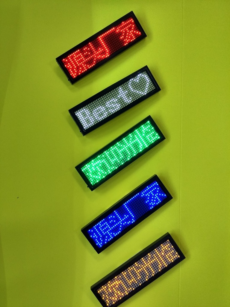 酒后代驾led广告牌 微型led显示屏 走字的士代驾胸牌 电子工牌绿