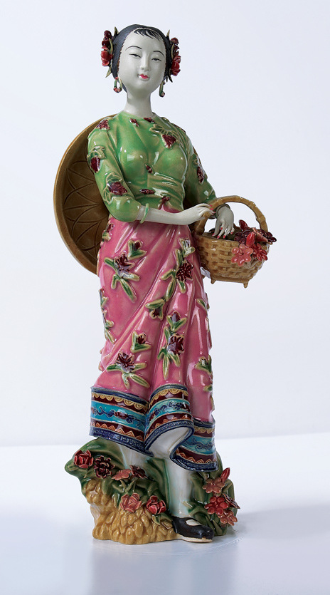 石湾陶瓷公仔林乃河古典美女古代仕女傣族少女民族风情,大量批发
