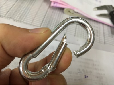 m6镀白锌安全扣 登山快锁链接锁扣 弹簧手动便捷链扣 狗链连接扣