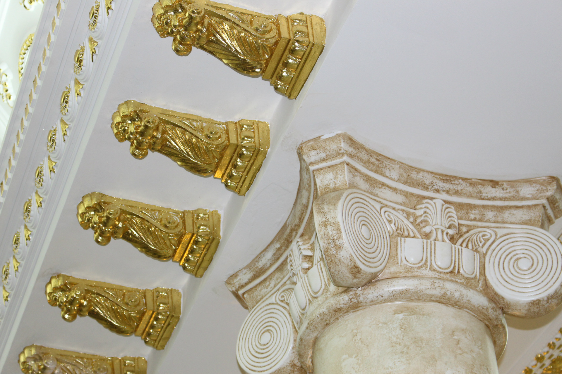 广州星洋石膏梁托模具t12施工简单造型立体模型立体感强