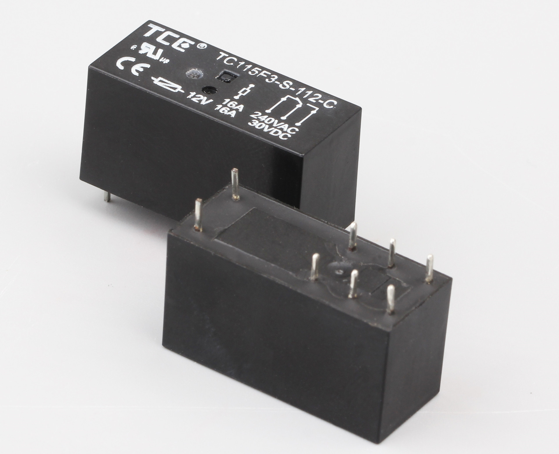 小型大功率直流继电器115f12v