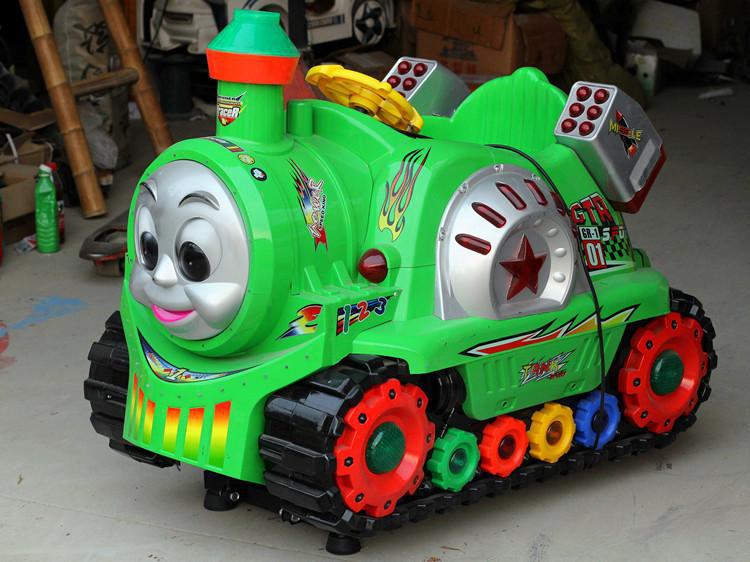 投币儿童托马斯坦克摇摆机 电动摇马摇摇车 玩具车游戏机