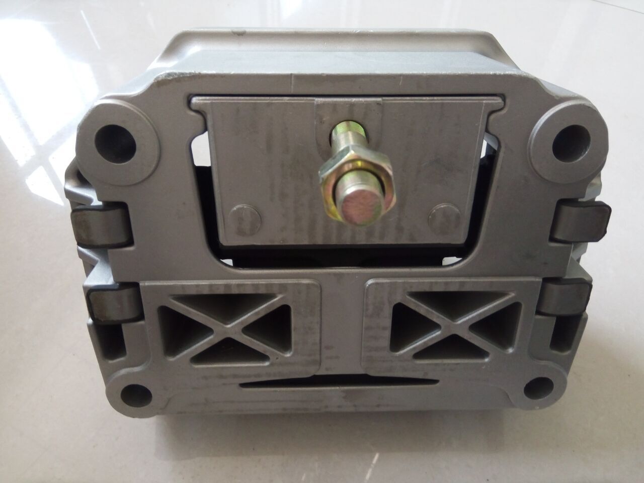 厂家直销高品质斯堪尼亚卡车配件1429287