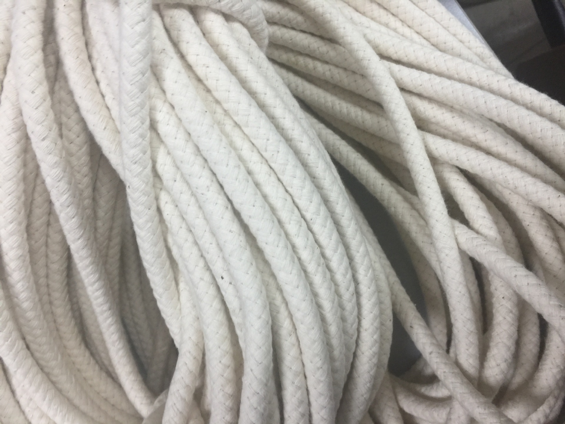 厂家供应各种彩色棉绳 棉织带 尼龙绳带