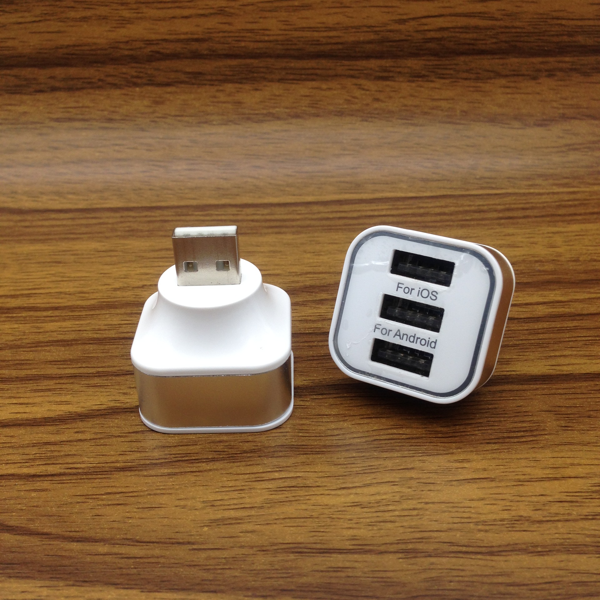 新款一分三usb充电转换器 充电器分接器 usb扩展器 可激光丝印