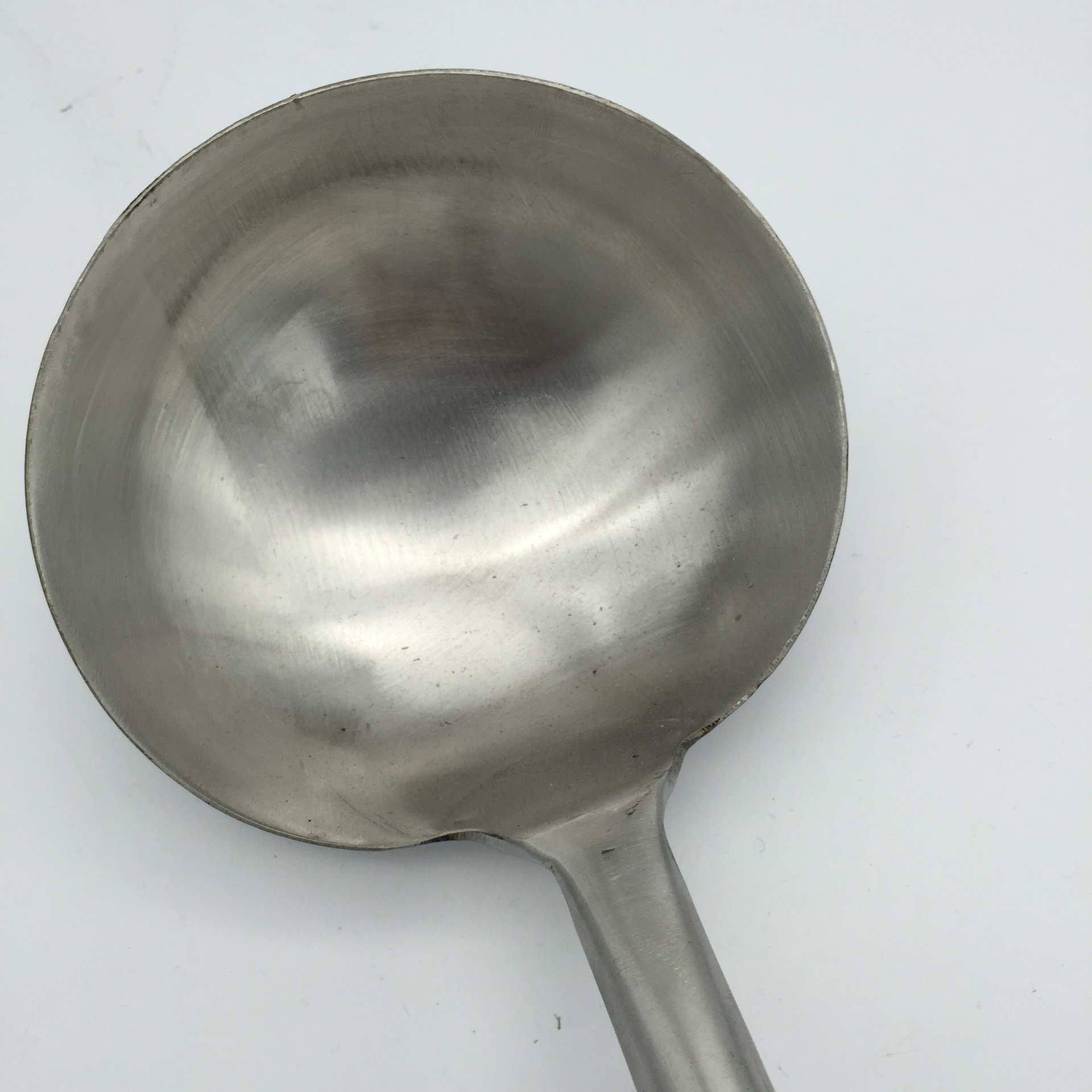 不锈钢厨师炒勺 大排档烹饪大勺 酒店用品 欣之悦手打木柄10两勺