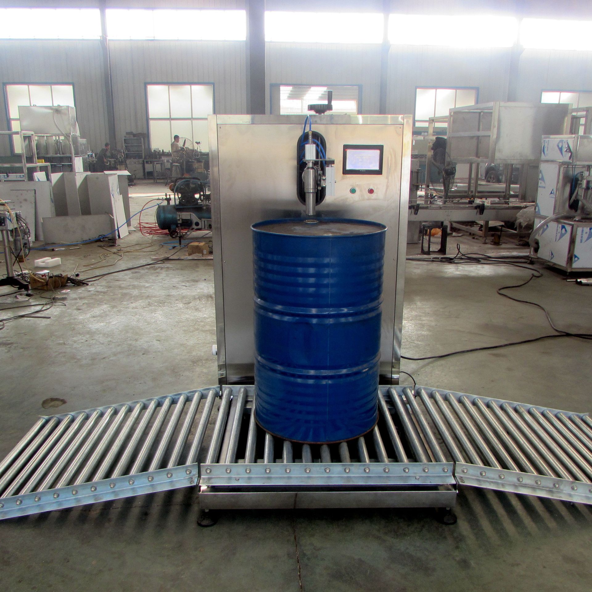 厂家 销大桶液体灌装机 称重式灌装机 半自动油类200公斤灌装机