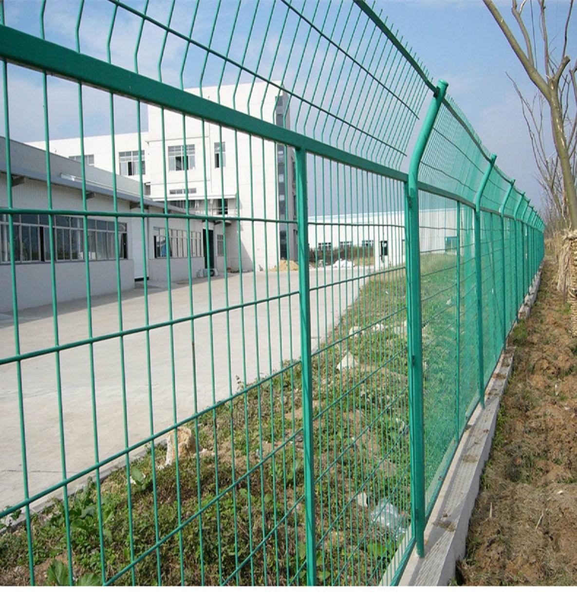 双边丝护栏网现货绿色焊接网隔离栅铁丝网围栏框架隔离栅护栏网06