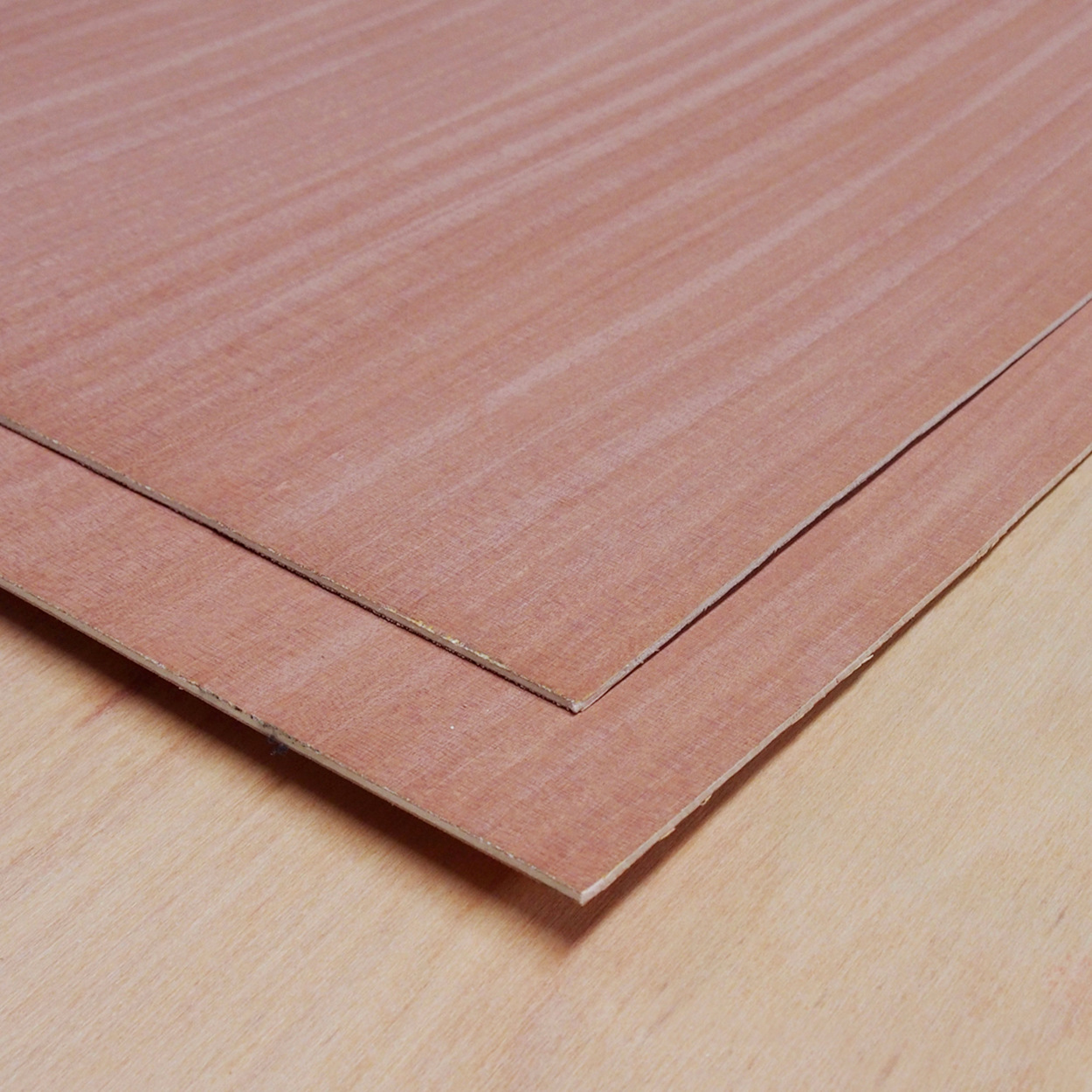 0成交2125张相似真木沙比利木皮红色沙贝利木皮贴皮板 阴阳纹非洲胡桃