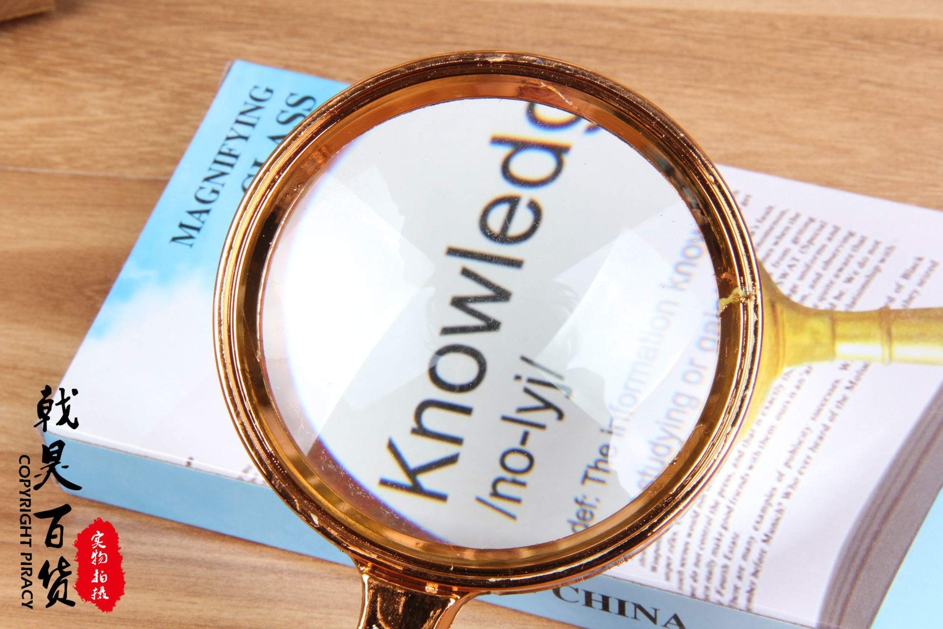 厂家直销手持式放大假 家用看书看报放大镜 塑料镀金放大假批发