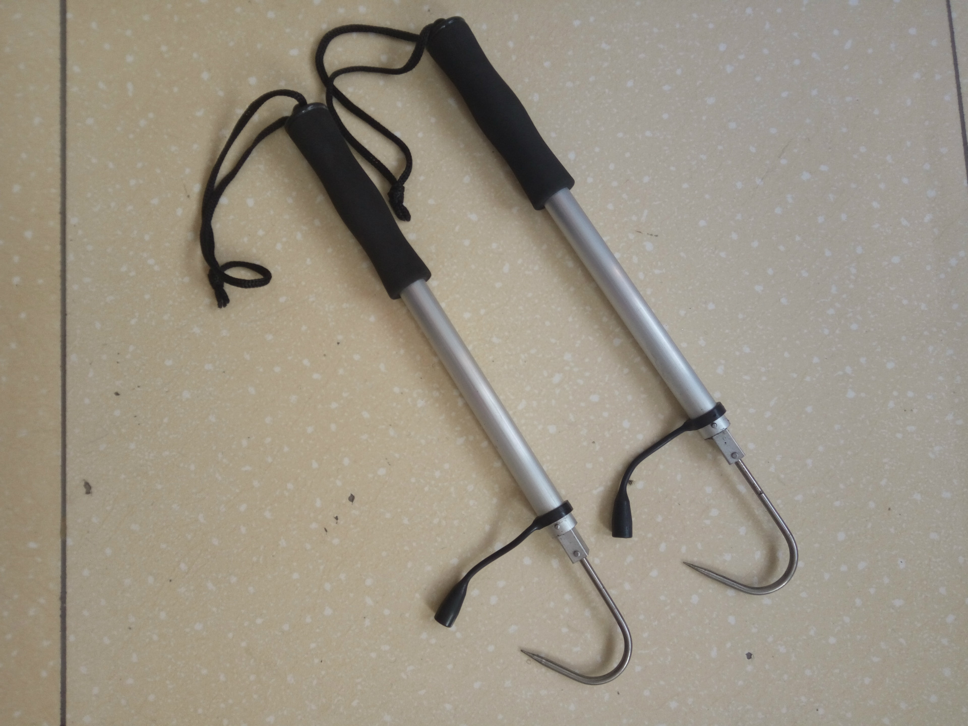 厂家直销冰钓搭钩 船钓搭钩 铝合金不锈钢鱼钩 伸缩钩鱼器 渔具