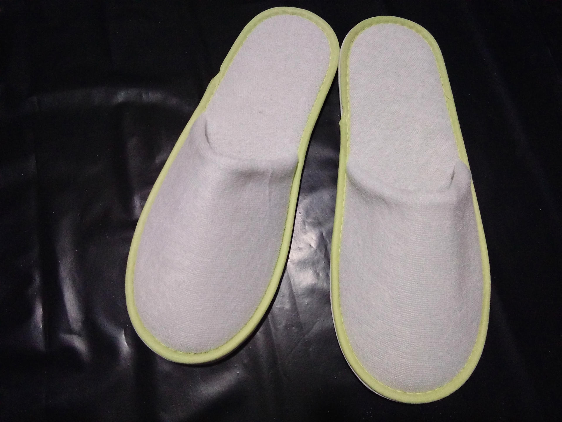 厂家直销 酒店一次性拖鞋 毛巾一次性拖鞋 防滑家居拖鞋