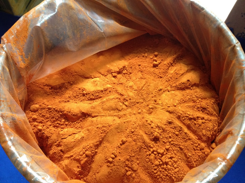 用于治头皮屑和高档玻璃的二硫化硒