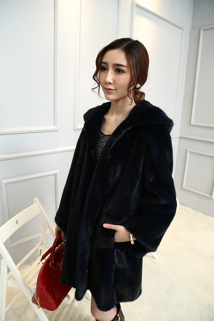 貂皮外套批发 整貂女士皮草外套 时尚中长款圆领喇叭袖貂皮外套