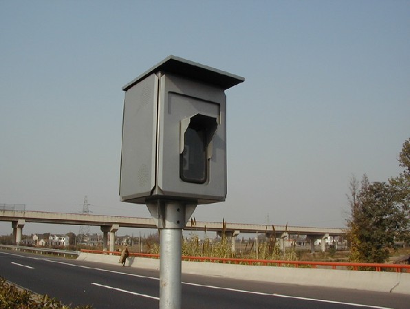 厂家优惠供应雷达测速仪固定高清抓拍设备超速抓拍精准定位无漏拍