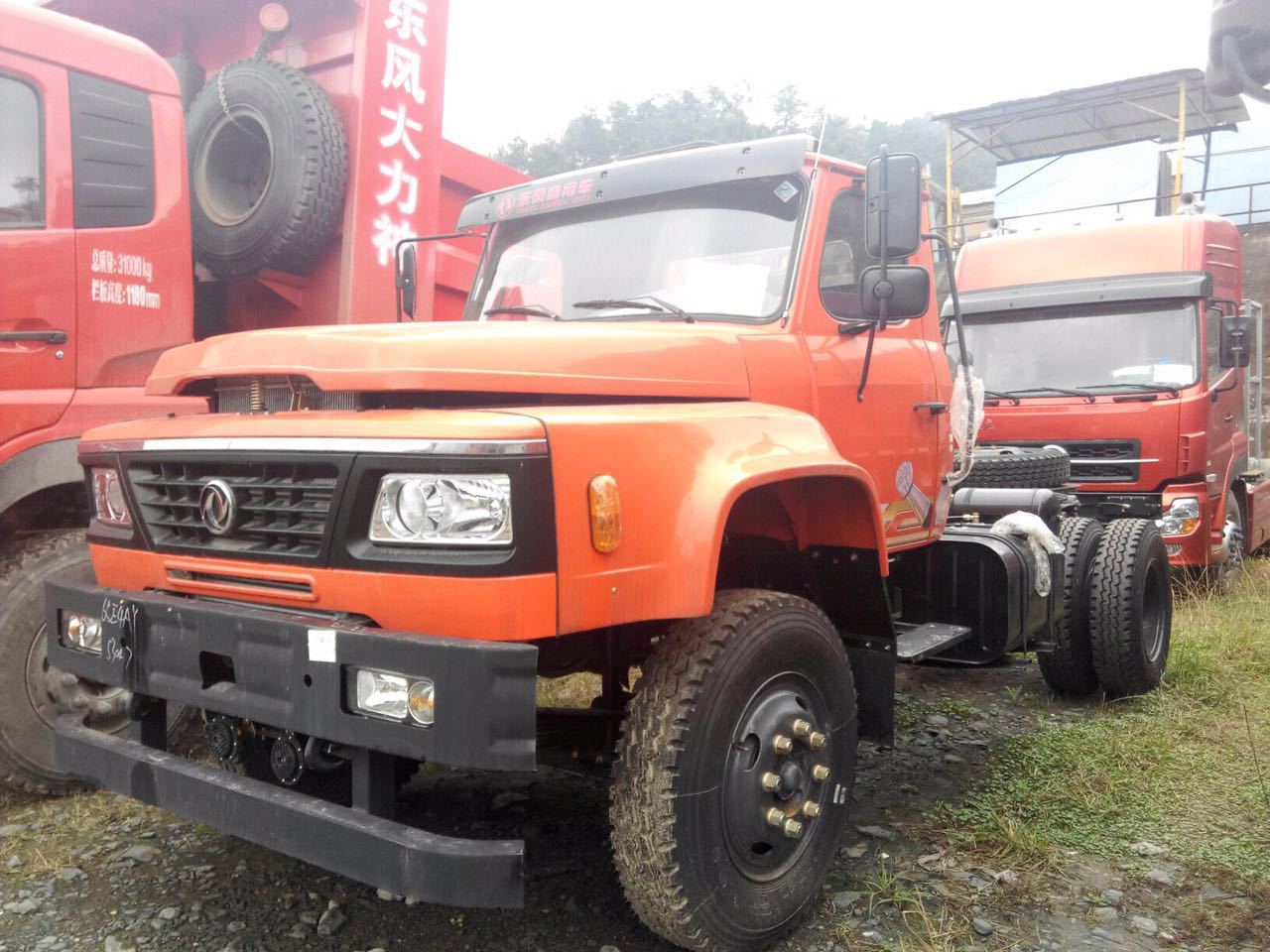 供应国四东风尖头eq3122fd4d自卸翻斗车