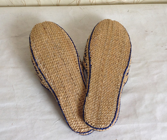 手工编织草鞋左右脚拖鞋自由花色草编工艺品
