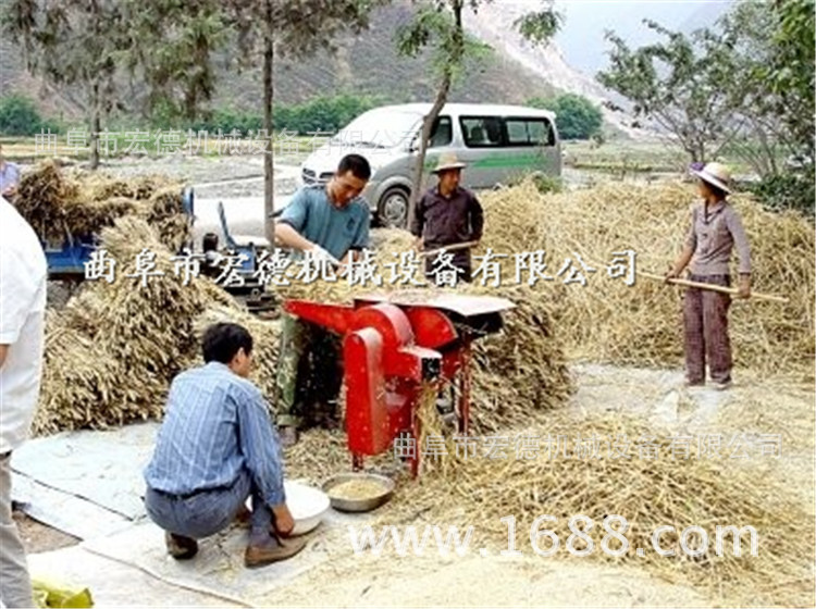 稻谷脫粒機(jī)實(shí)景