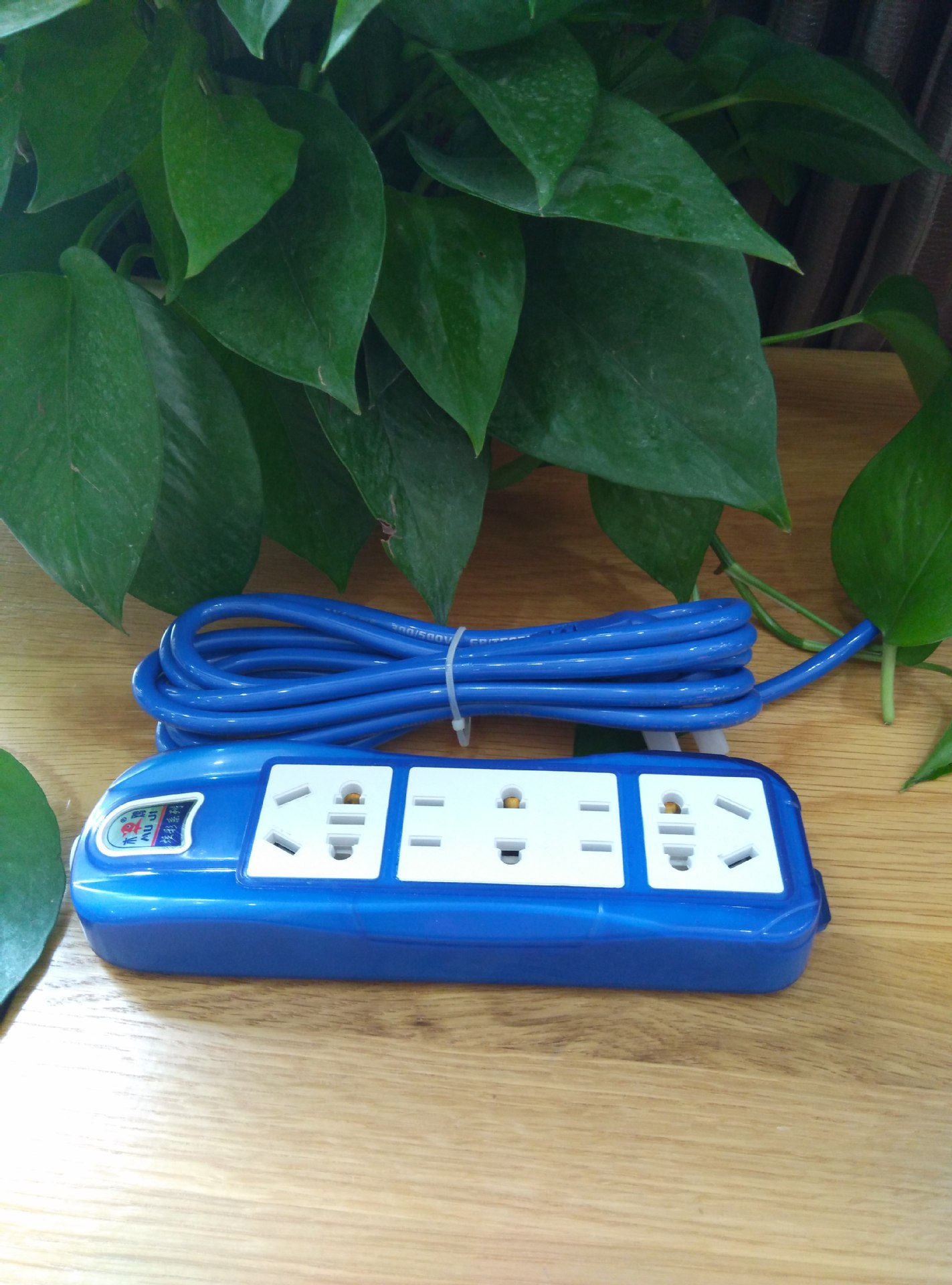 揭阳棉湖木鸡插座地拖插座地面插座接线板带