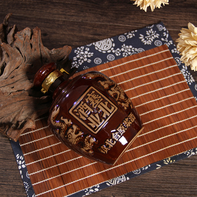 酒厂手工酿造镇北台原浆酒 上等粮食酿造55&deg;高纯度白酒一件代发