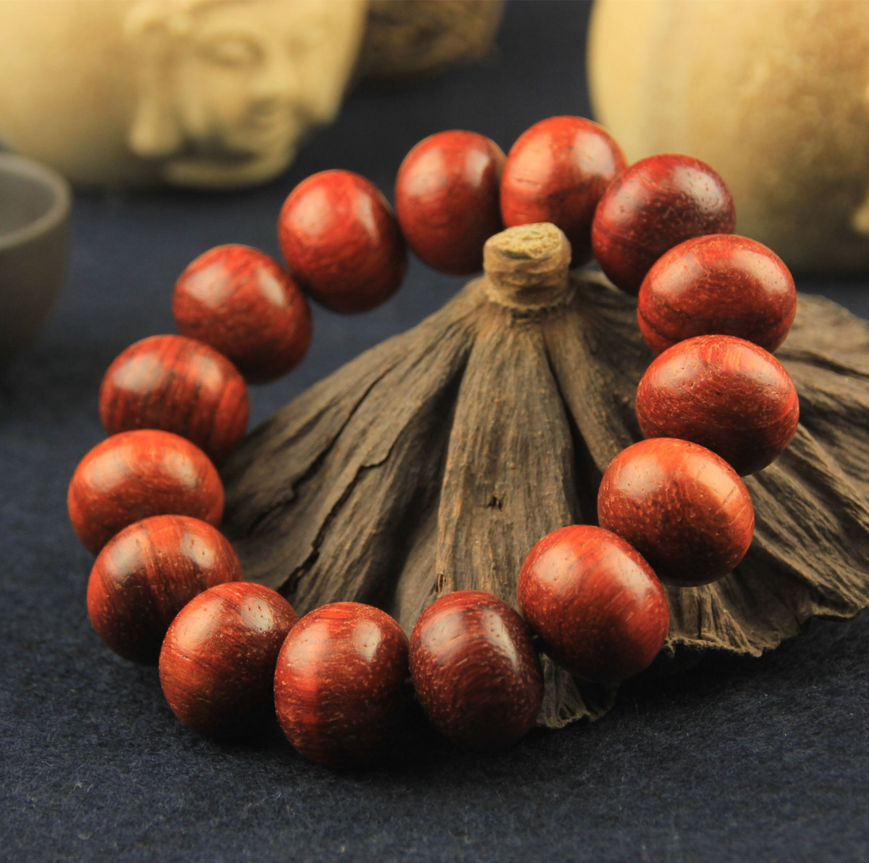 天然红花梨红木佛珠 红檀木算盘珠手串手链 念珠类似小叶紫檀批发