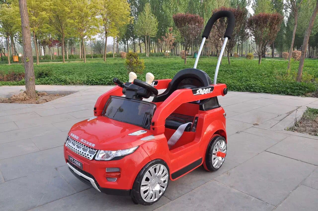 新品直销四轮瓦力车可摇摆 灯光音乐带推吧 早教蓝牙一对一 儿歌