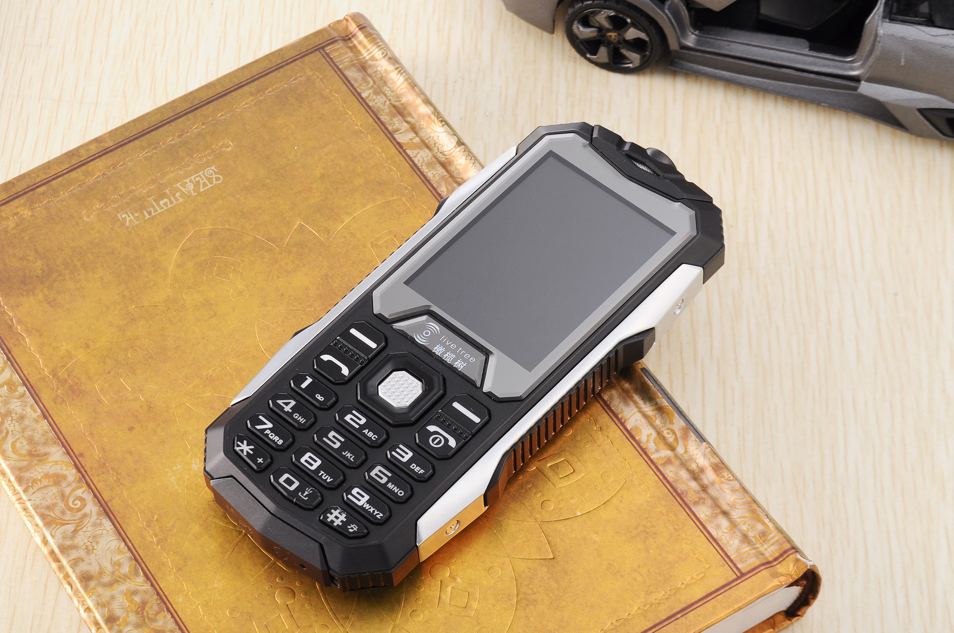 老人手机电霸路虎军工三防手机老人机双卡双待老人机橄榄树d9.