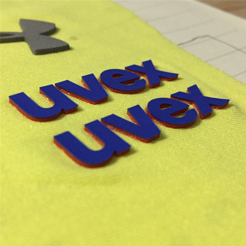 厂家供应硅胶转印商标 双层双色热转印唛 硅胶丝印标