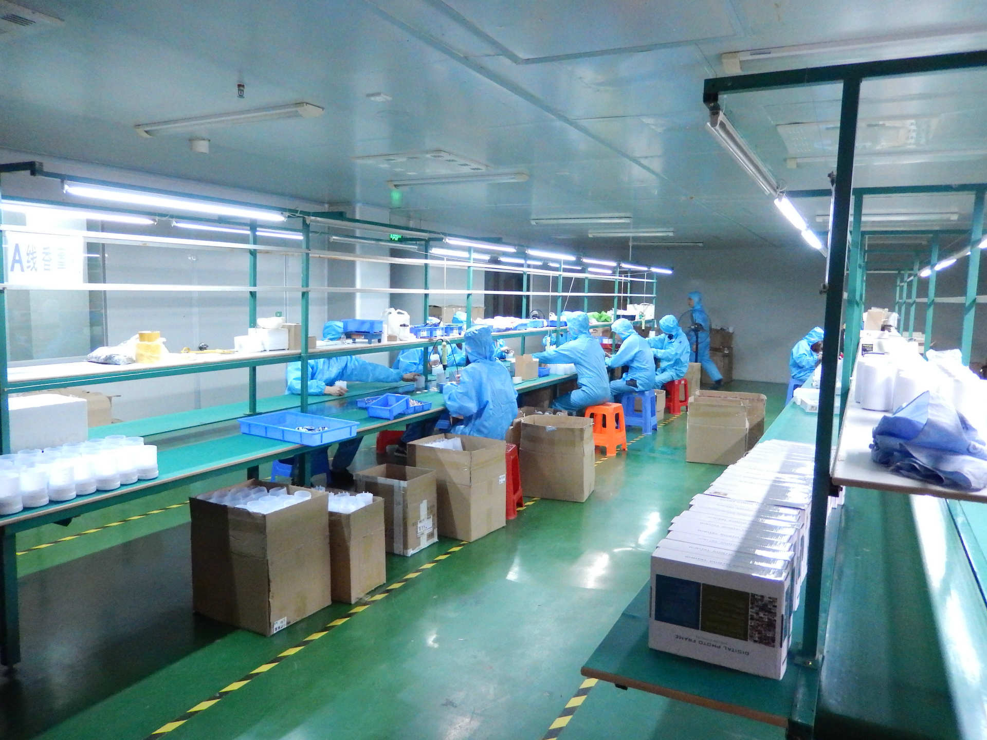 工厂直销vr眼镜3d虚拟现实头盔一体机智能穿戴智能眼镜vr一体机