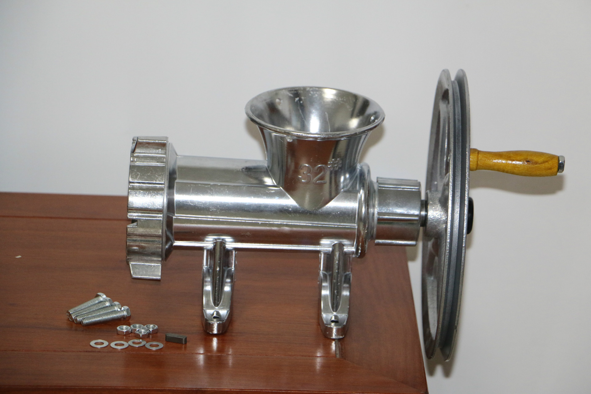 厂家直销出口32#手电两用绞肉机带轮铝合金绞肉机灌肠机