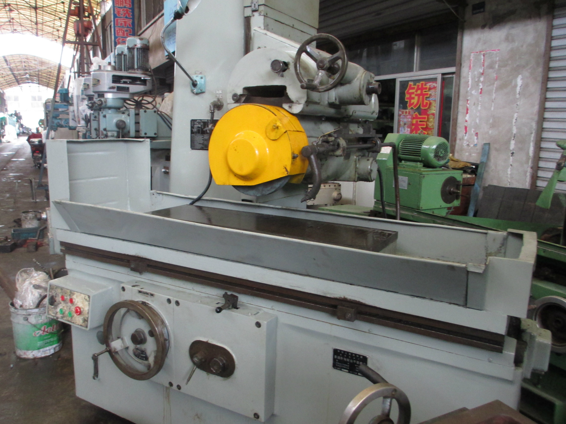 供应二手8成新杭州机床厂05年出厂的m7130平面磨床