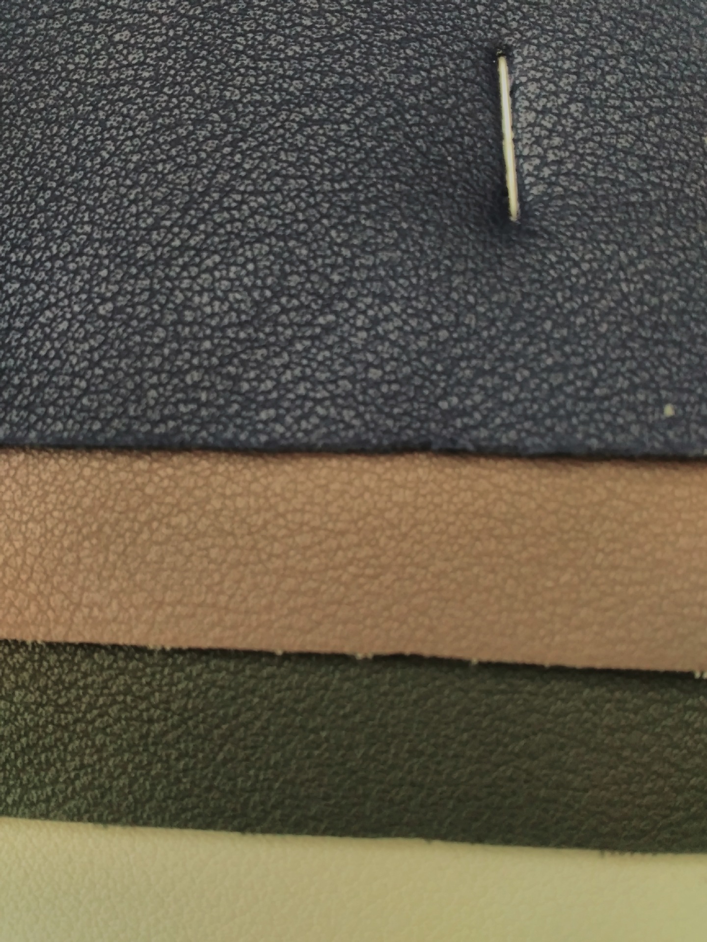 新品同底同色高发泡加厚pvc纳帕纹 欢迎_人造革_列表网