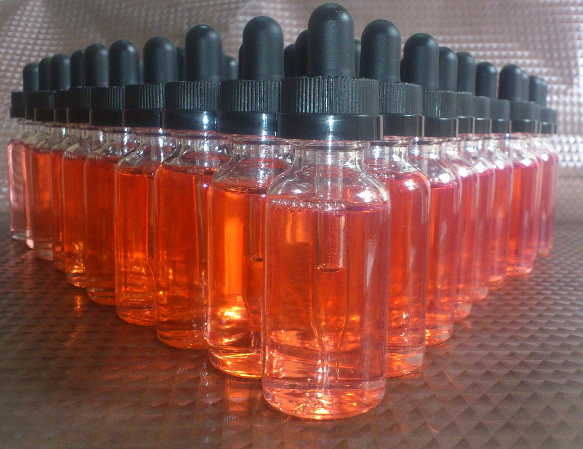 厂家批发散装桶装美国水果混合味电子烟油芒果冰沙小绿人电子烟液