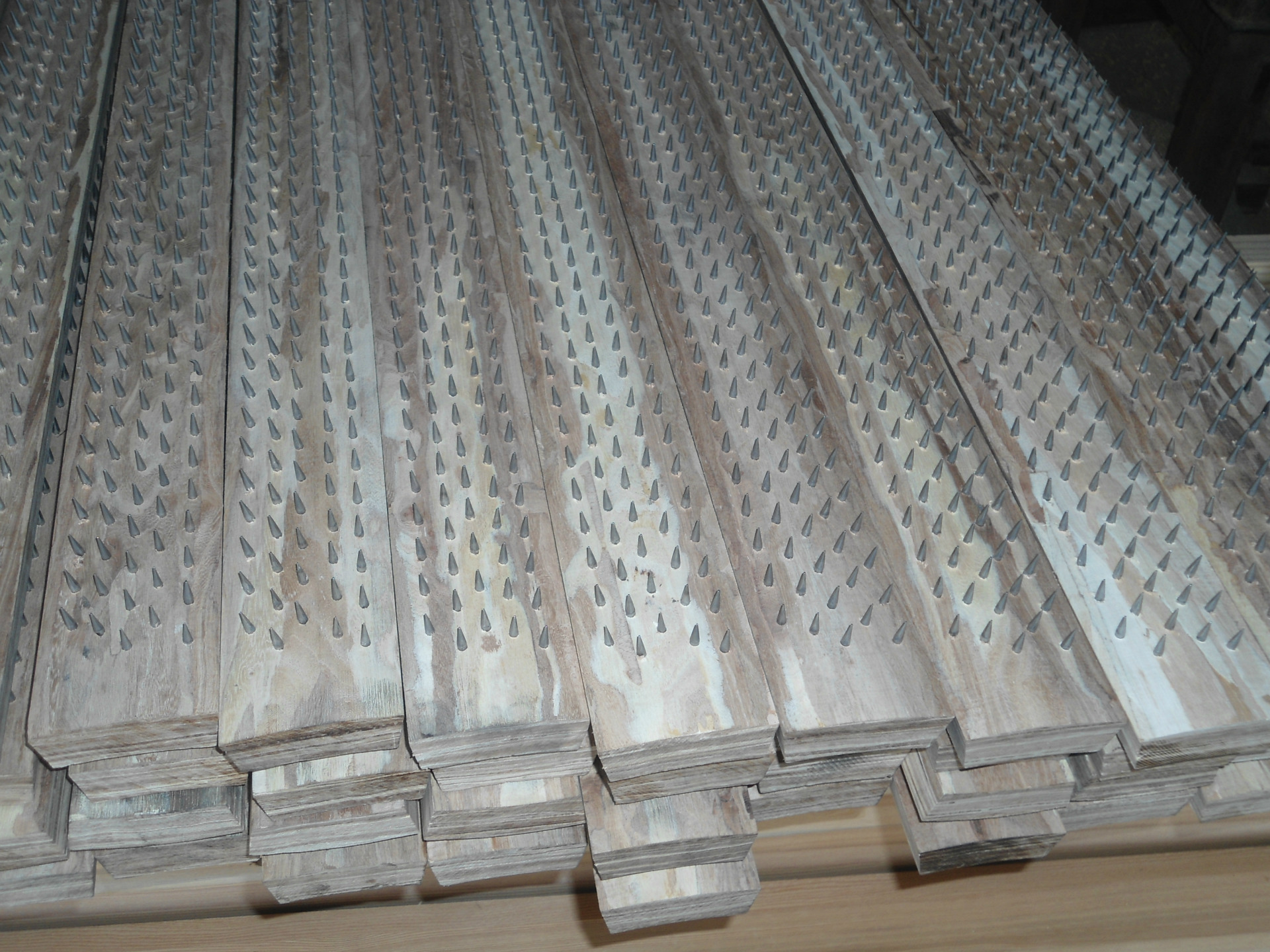 本厂专业生产无纺机各种平帘 针帘 开松机钉板