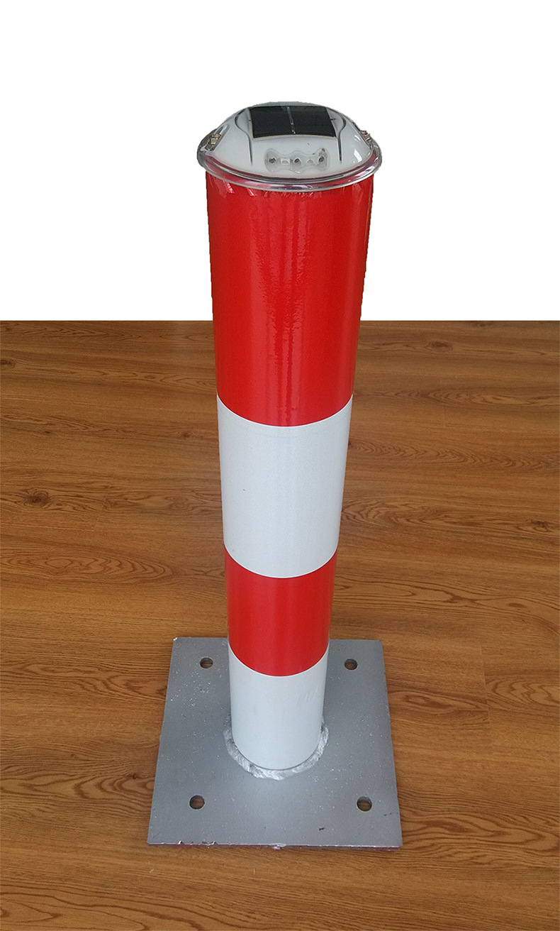 太阳能警示柱 道口柱 防撞柱 路障 道口反光柱 钢管路障 不锈钢