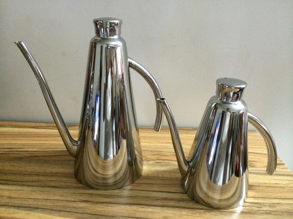 批发304不锈钢长嘴油壶 新款900ml创意家用油壶批发 食品级控油壶