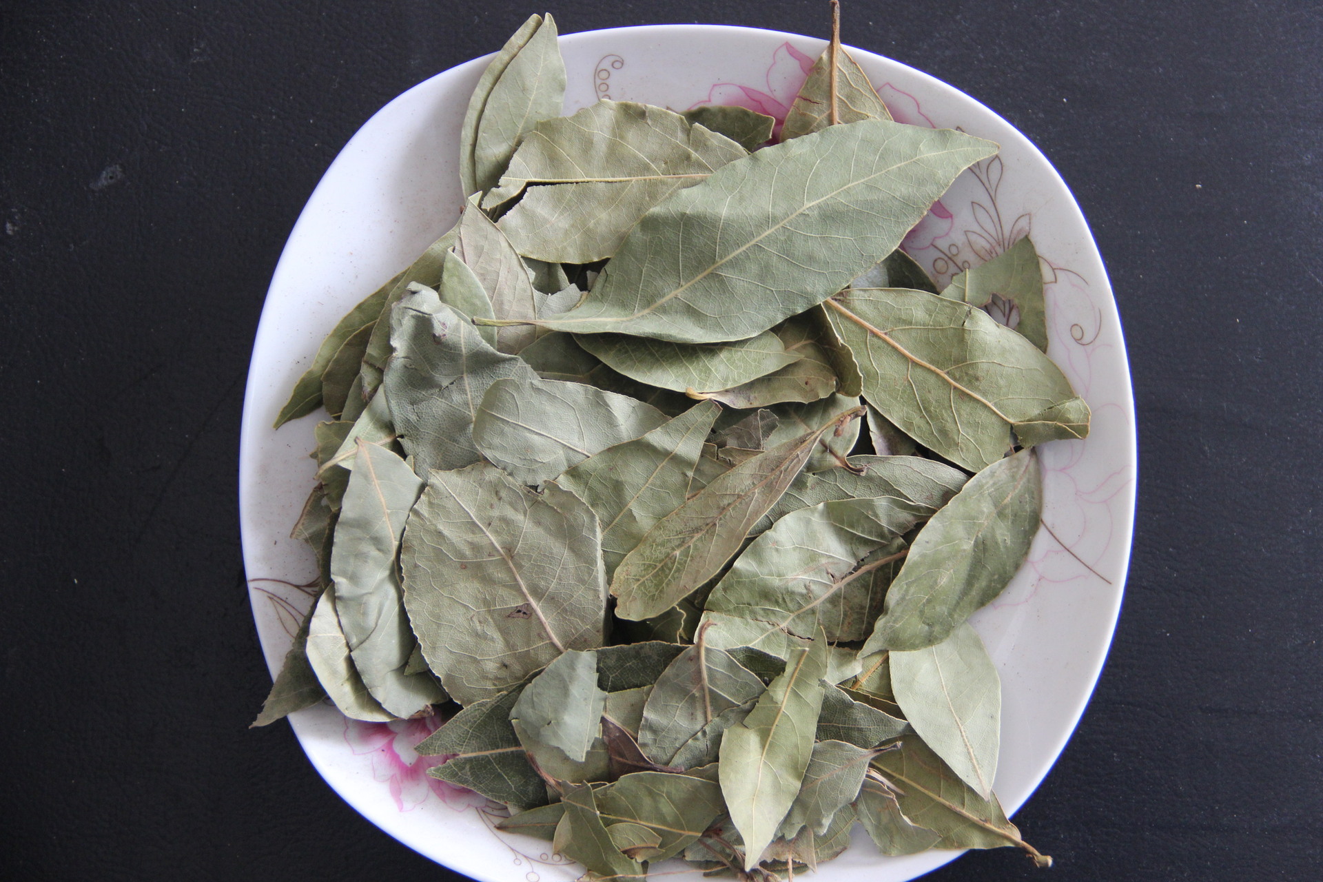 供应aa级优质 香叶 散装 月桂叶 调味香料 实体店一斤起批