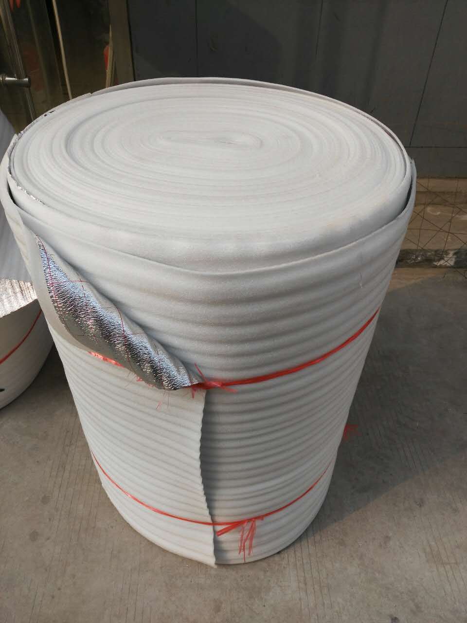 地暖保温膜 铝箔反射膜 地暖epe反射材料 电暖专供地热膜