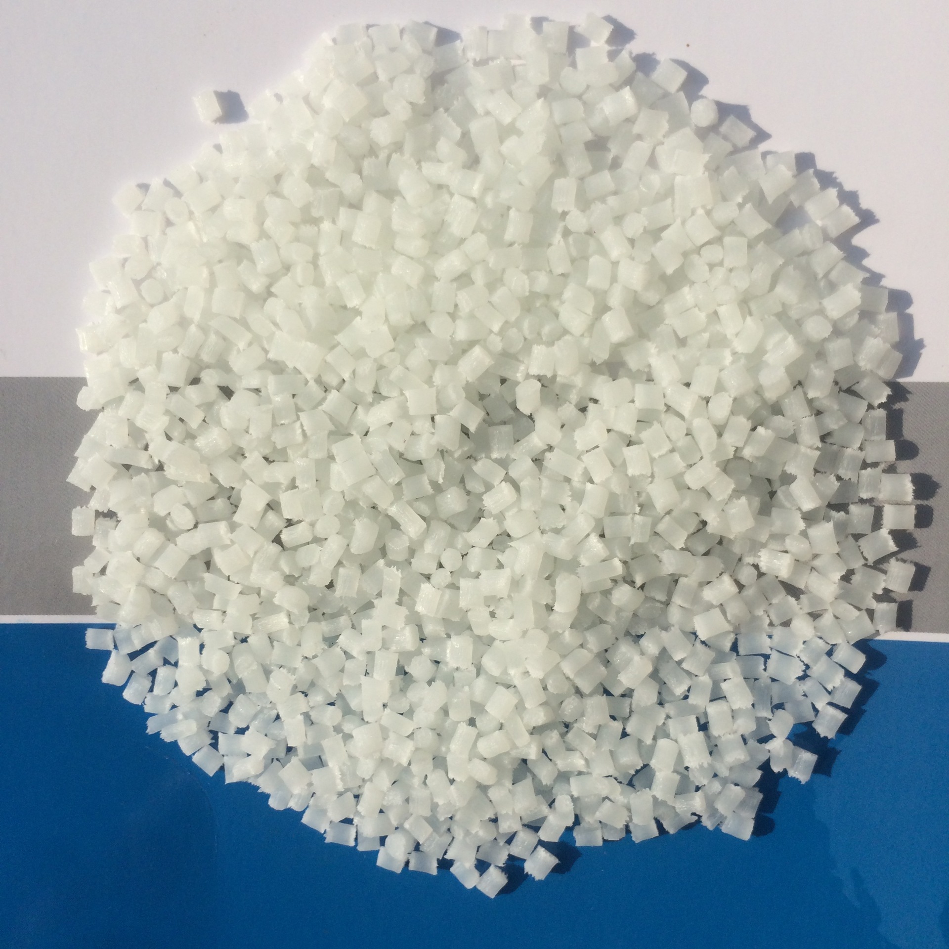 工程塑料增强尼龙6加纤20%低粘度高流动性增强pa6