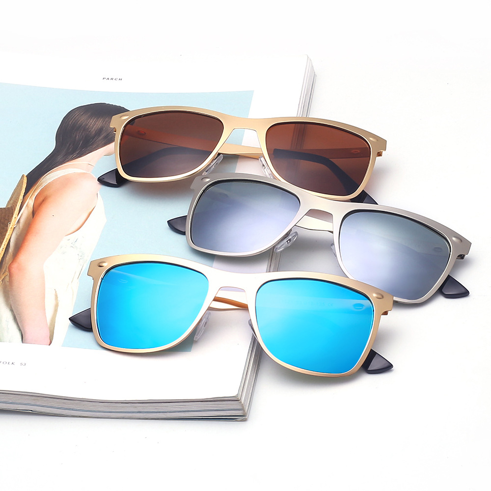 新款偏光太阳镜3016 经典款偏光镜 欧美潮流复古米钉金属太阳眼镜