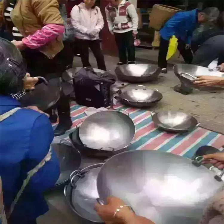 展销会新产品 跑江湖铁锅农村赶集金刚锅精铁锅地摊炒菜锅