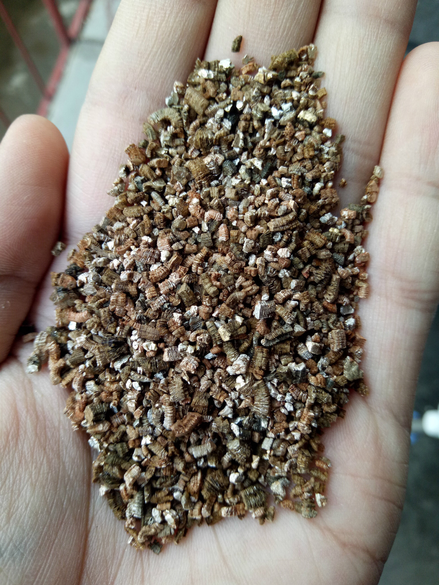 蛭石 养花植料宠物垫材 园艺蛭石批发