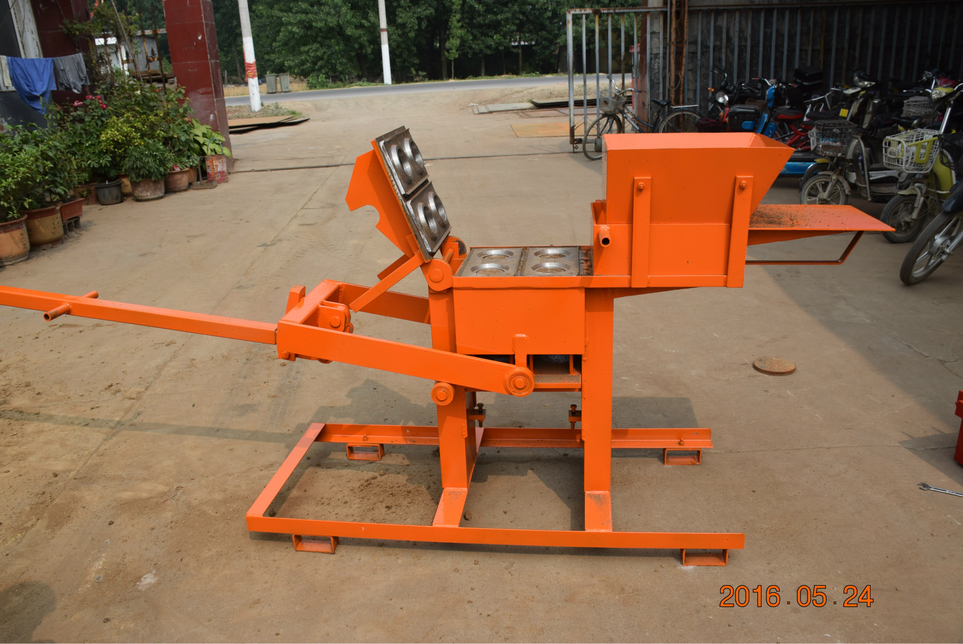 qmr240手工粘土制砖机