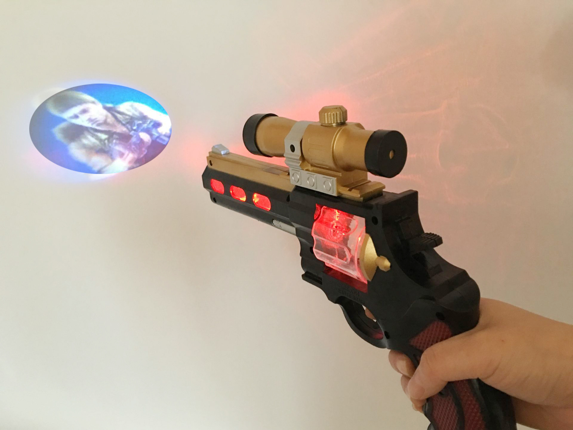 儿童电动声光玩具枪 灯光振动投影枪男孩玩具电动八音枪