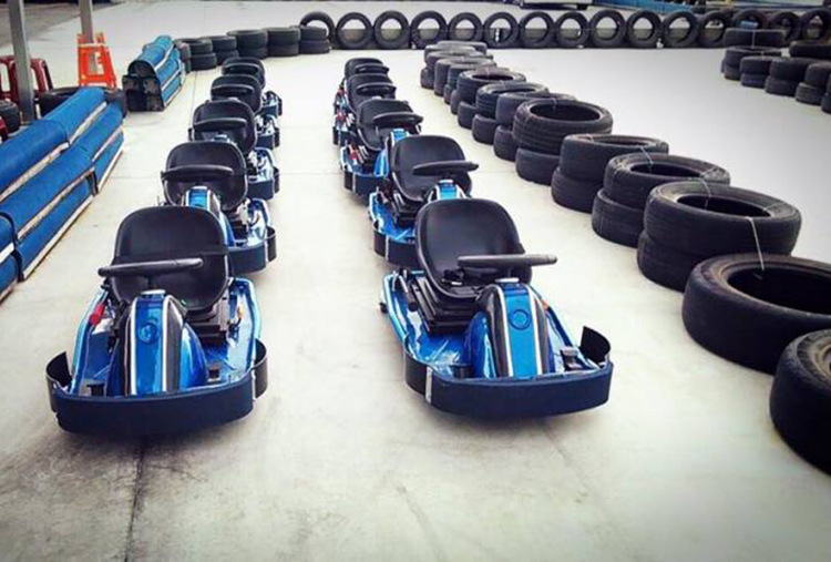 新款儿童广场漂移车 室内外成人遥控电瓶车 疯狂漂移电动卡丁车