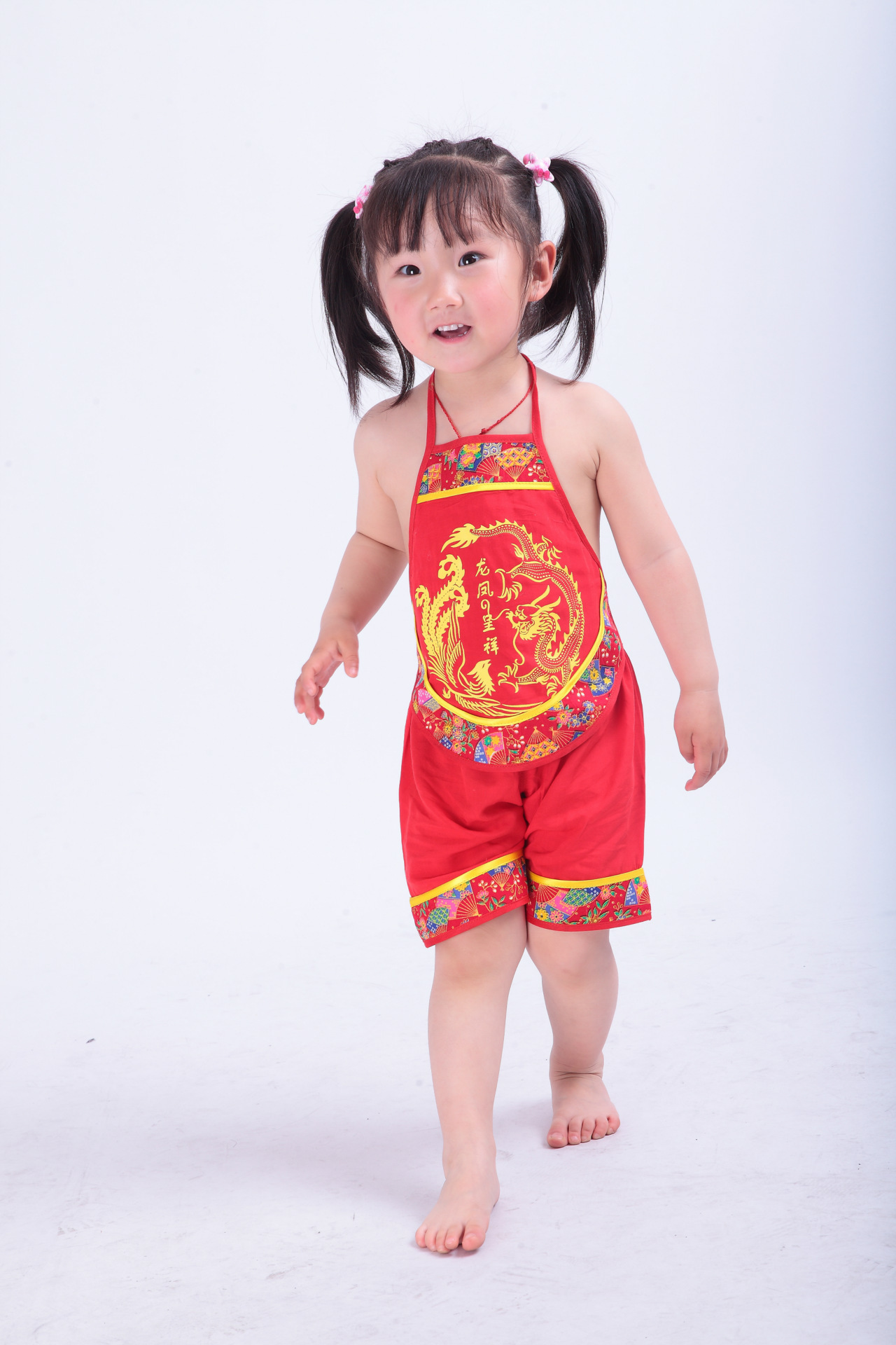 幼儿园六一演出肚兜套装男女童中国风舞蹈服儿童民族表演一件代发